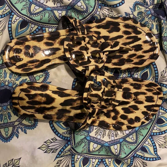 [SOLD] Tory Burch Miller Patent Leopard Sandals - Picture 5 of 6